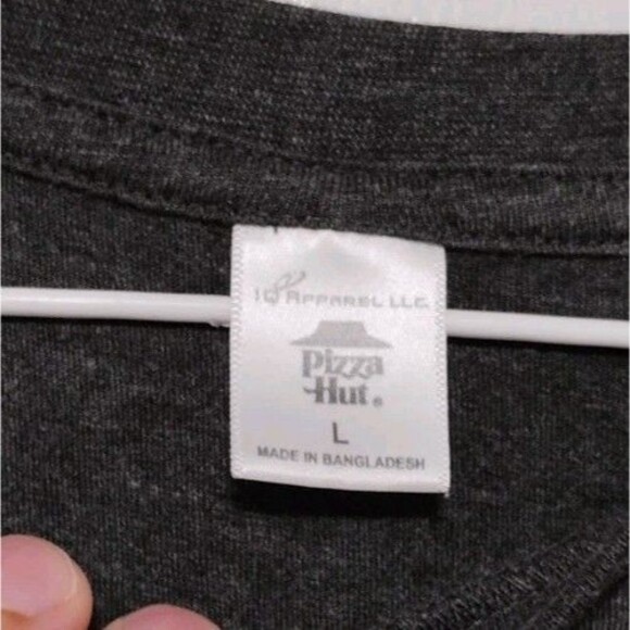 Pizza Hut Crew Member Shirt Men L Gray Graphic Design Employee Uniform Work Logo - Picture 3 of 4